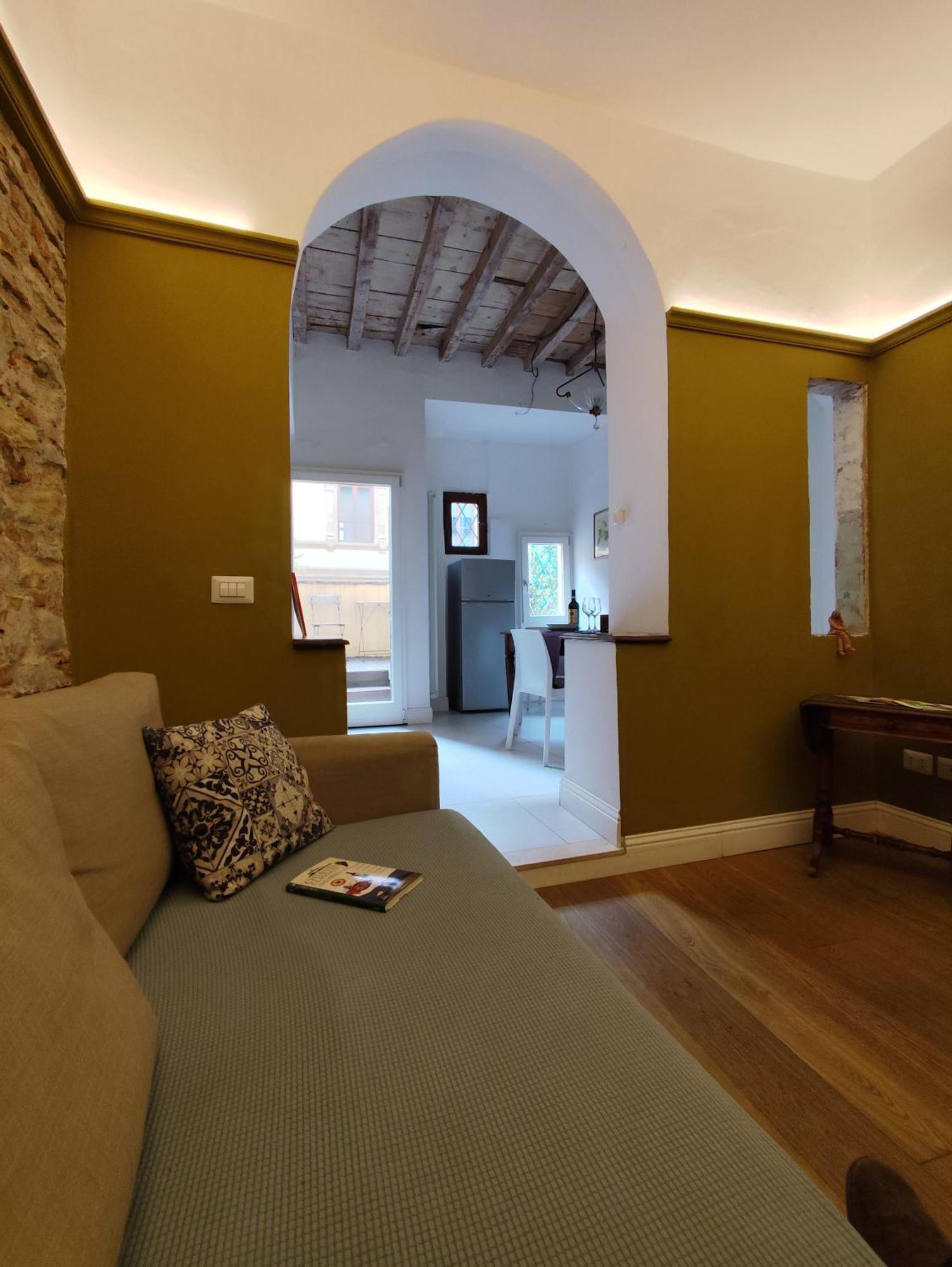Borgo San Frediano Suites Флоренция Екстериор снимка
