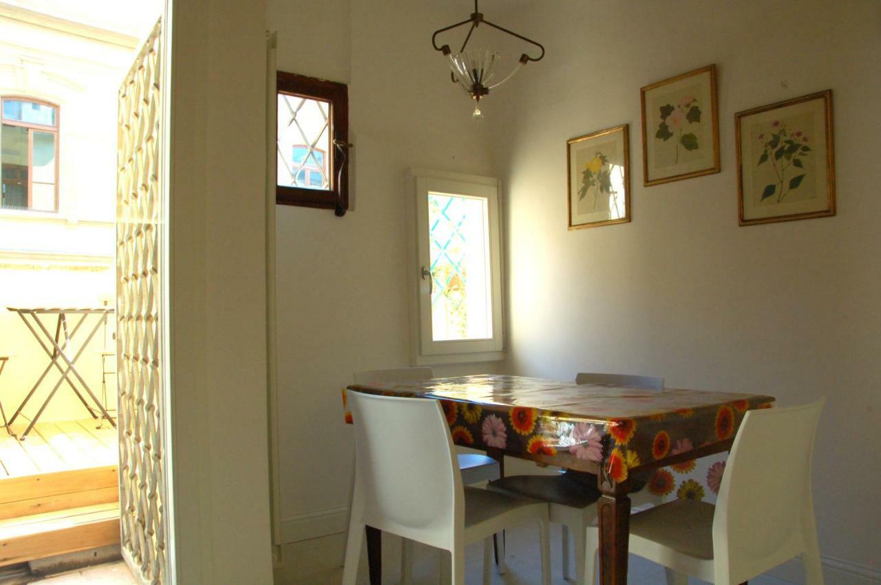 Borgo San Frediano Suites Флоренция Екстериор снимка